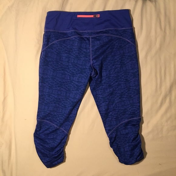 Purple Workout Capris - Picture 4 of 4